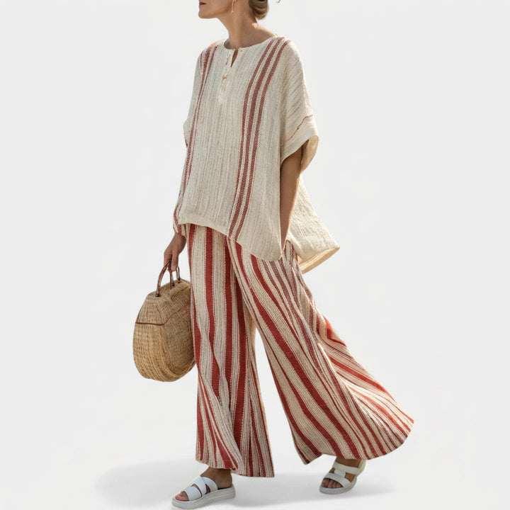 Vanessa - Elegant Set med Röda Ränder